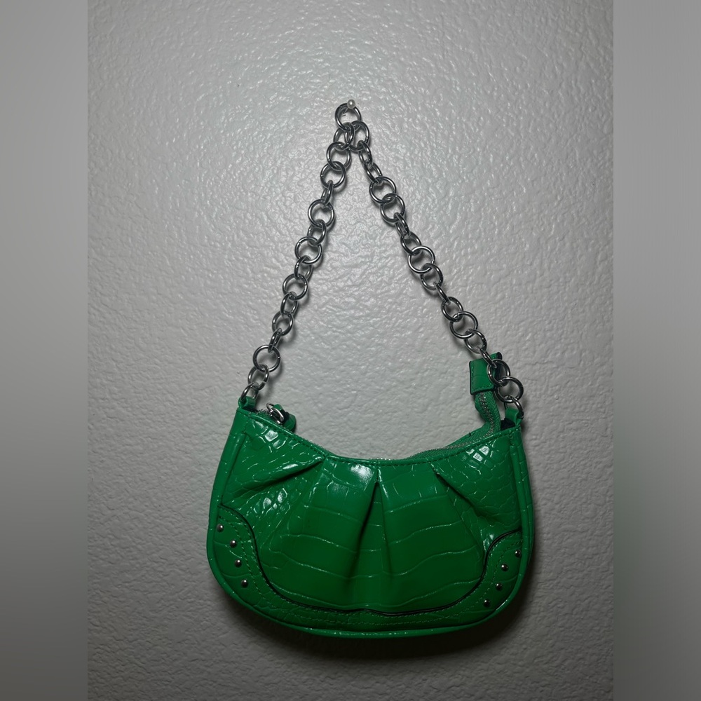Forever 21 Green Shoulder Bag